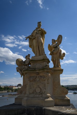 성 프란치스코 보르자_photo by alwyn22_on the Charles Bridge in Prague_Czech.jpg